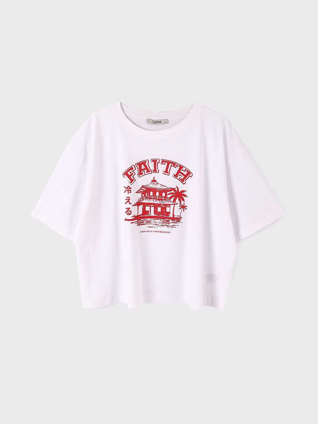 توب قصير مطبوع بياقة دائرية وكم قصير للسيدات