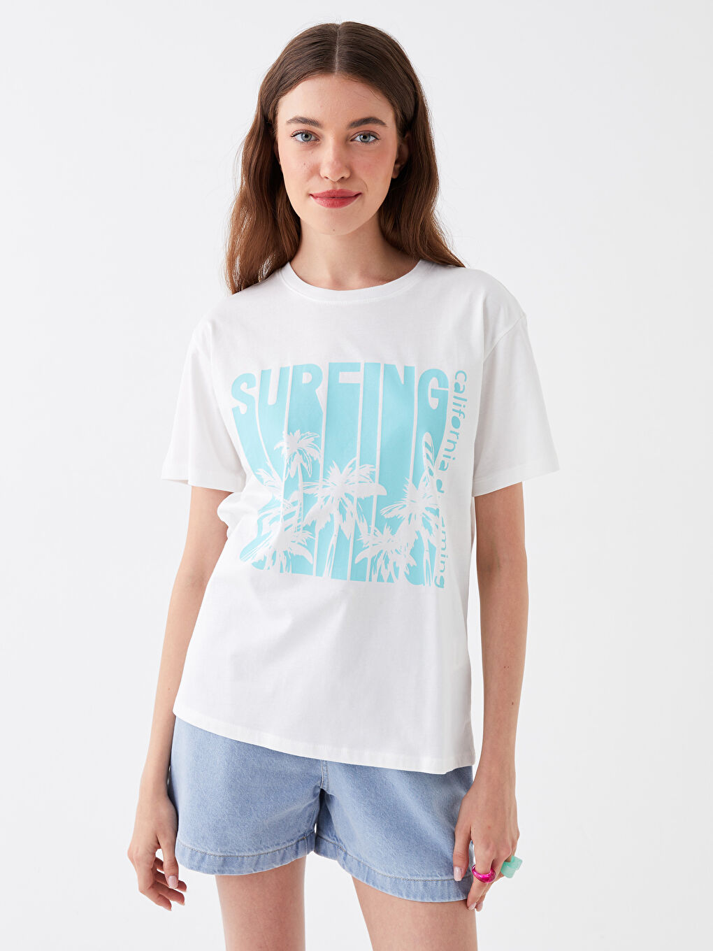 Ekru Bisiklet Yaka Baskılı Kısa Kollu Kadın Tişört