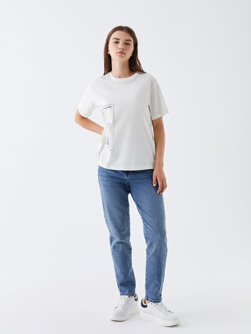 Ekru Bisiklet Yaka Baskılı Kısa Kollu Kadın Tişört-1