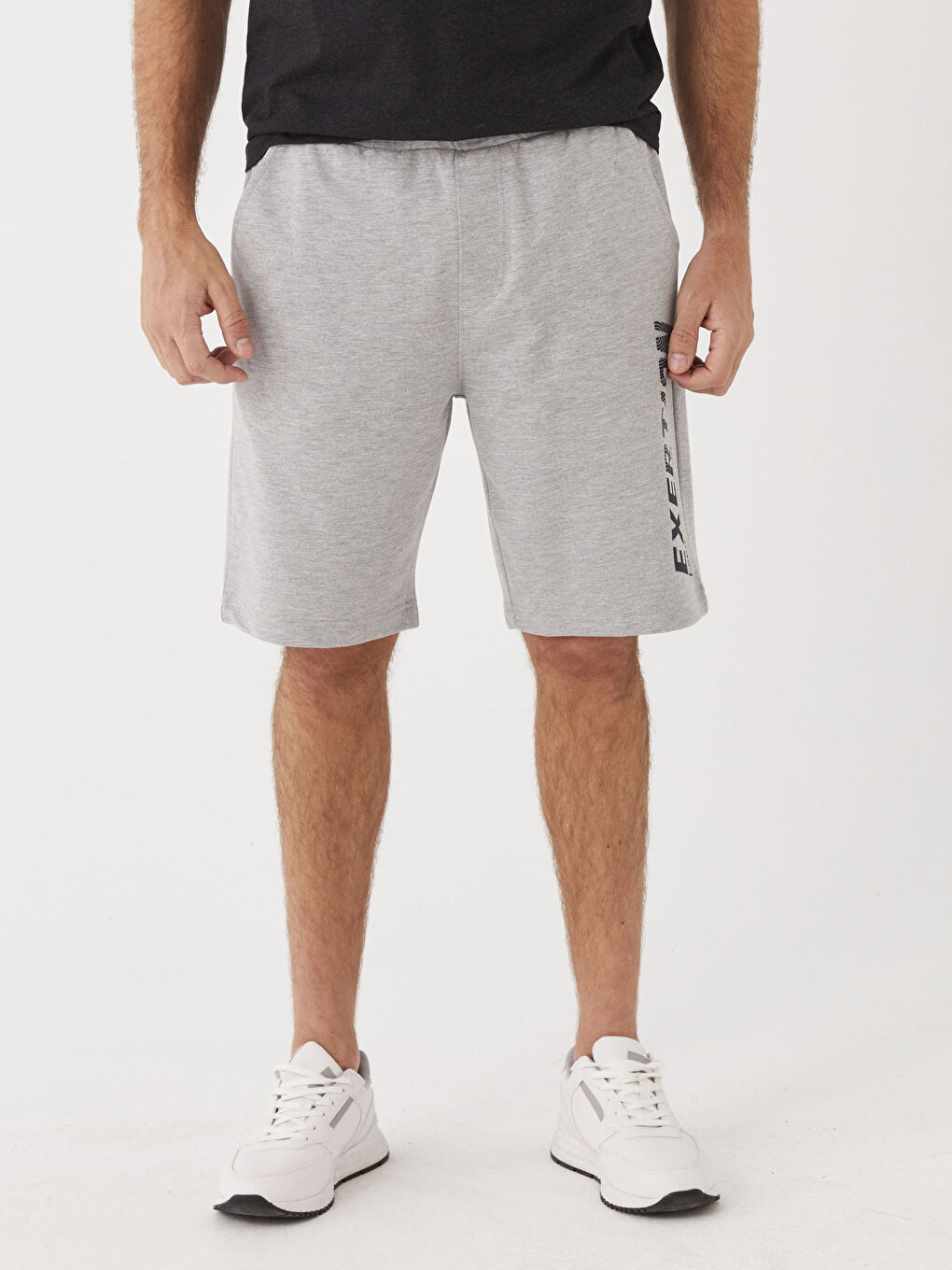 Gri Standart Kalıp Erkek Şort-1