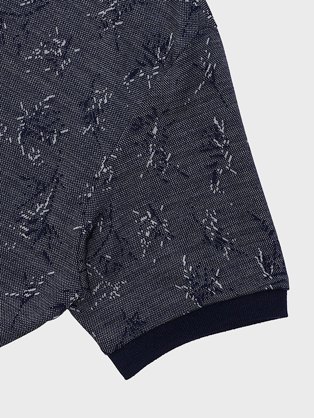 تي شيرت رجالي بياقة بولو بأزرار وكم قصير-4