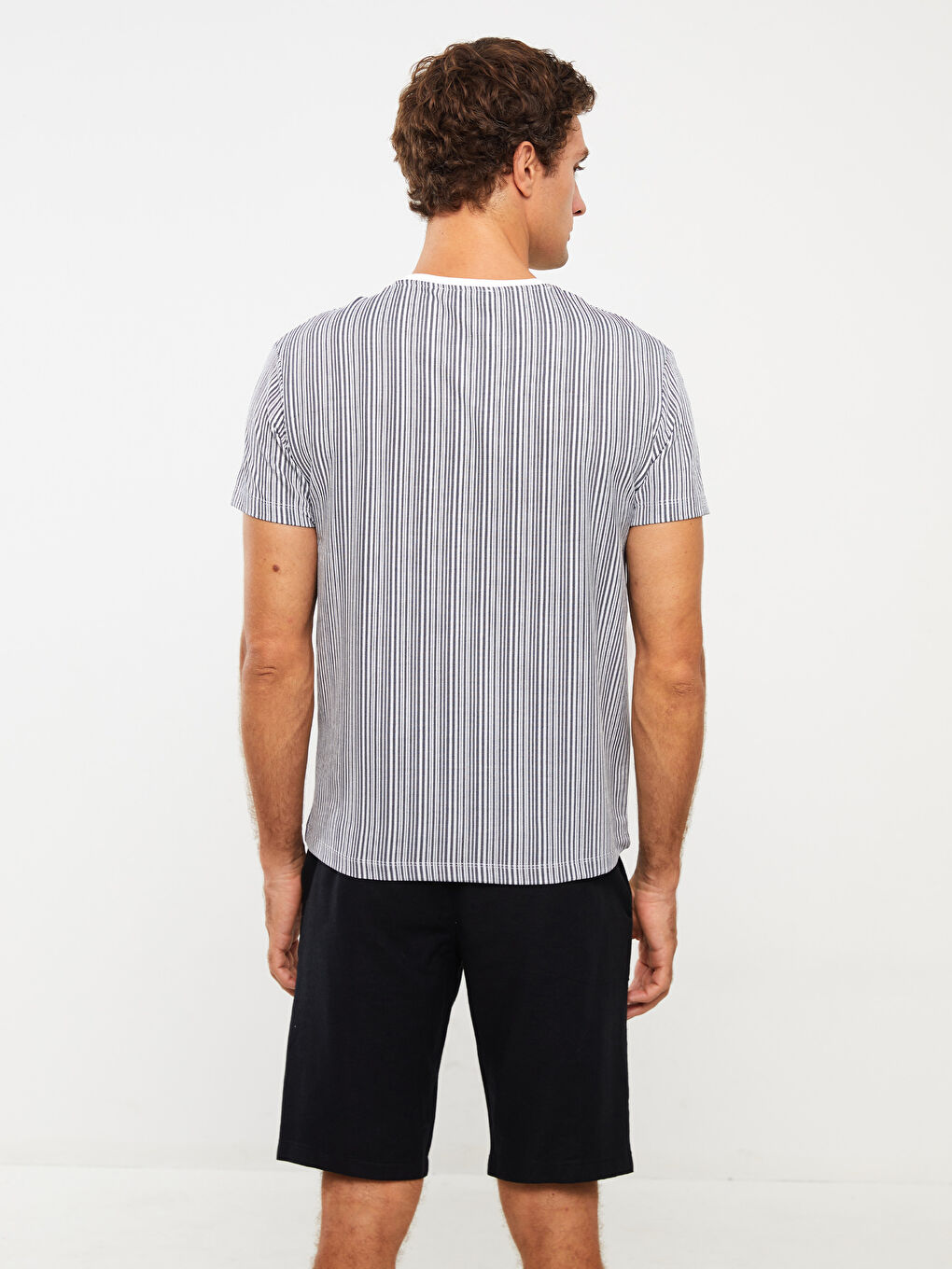 Bej Bisiklet Yaka Kısa Kollu Çizgili Erkek Tişört-4