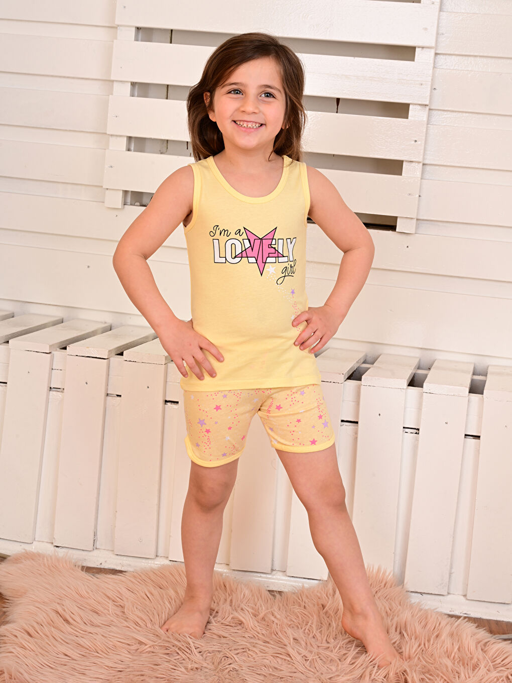 Sarı Bisiklet Yaka Baskılı Kız Çocuk Şortlu Pijama Takımı