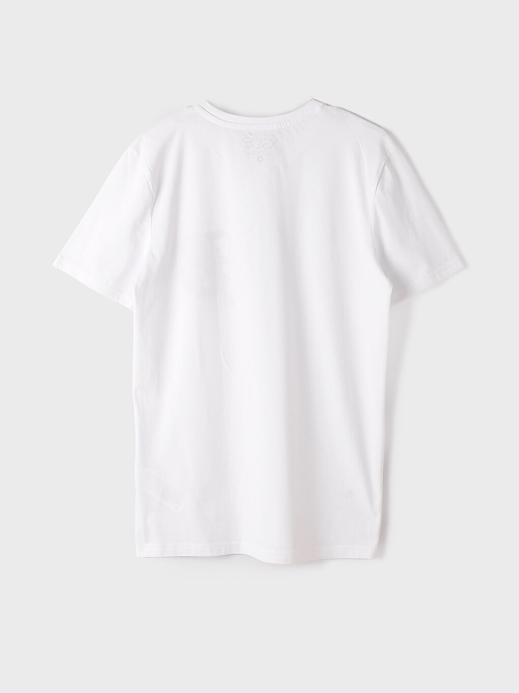 تيشيرت كم قصير مطبوع بياقة دائرية للرجال-2