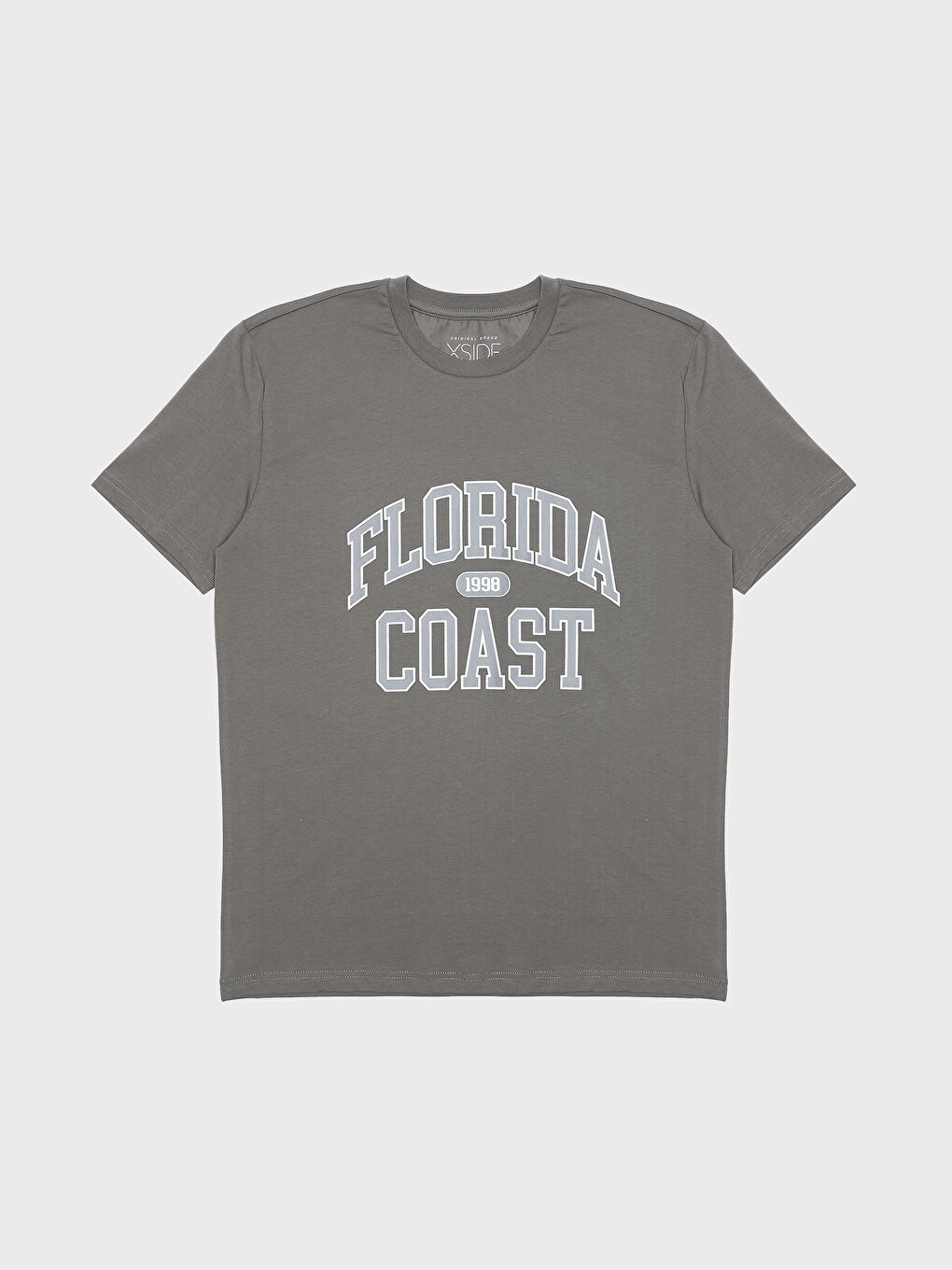 تيشيرت رجالي كم قصير مطبوع بياقة دائرية