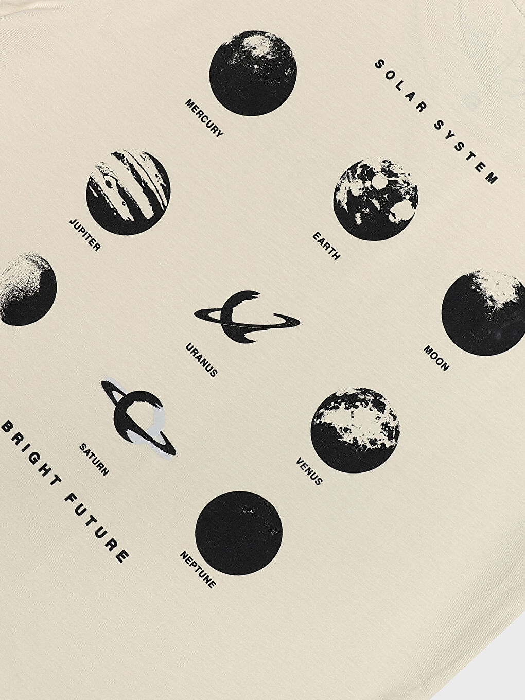 تيشيرت كم قصير مطبوع بياقة دائرية للرجال-2