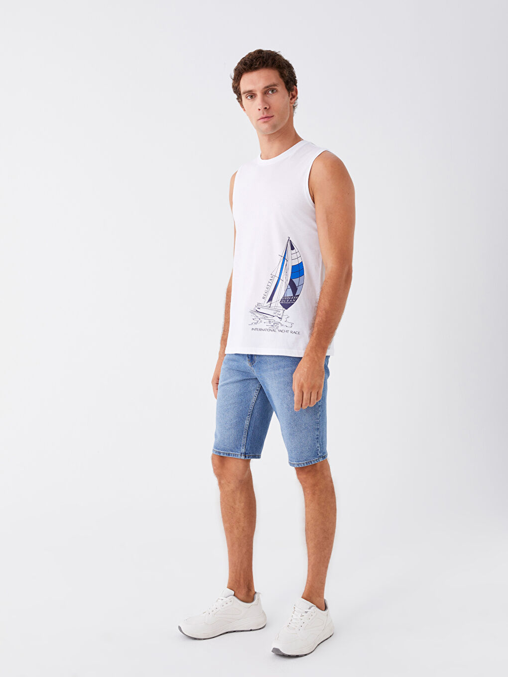 Beyaz Bisiklet Yaka Baskılı Penye Erkek Kolsuz Tişört-2