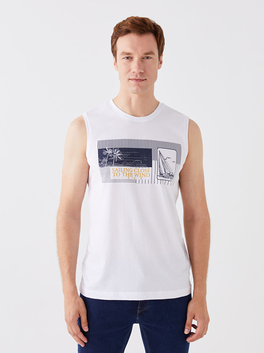 Beyaz Bisiklet Yaka Baskılı Erkek Kolsuz Tişört-1