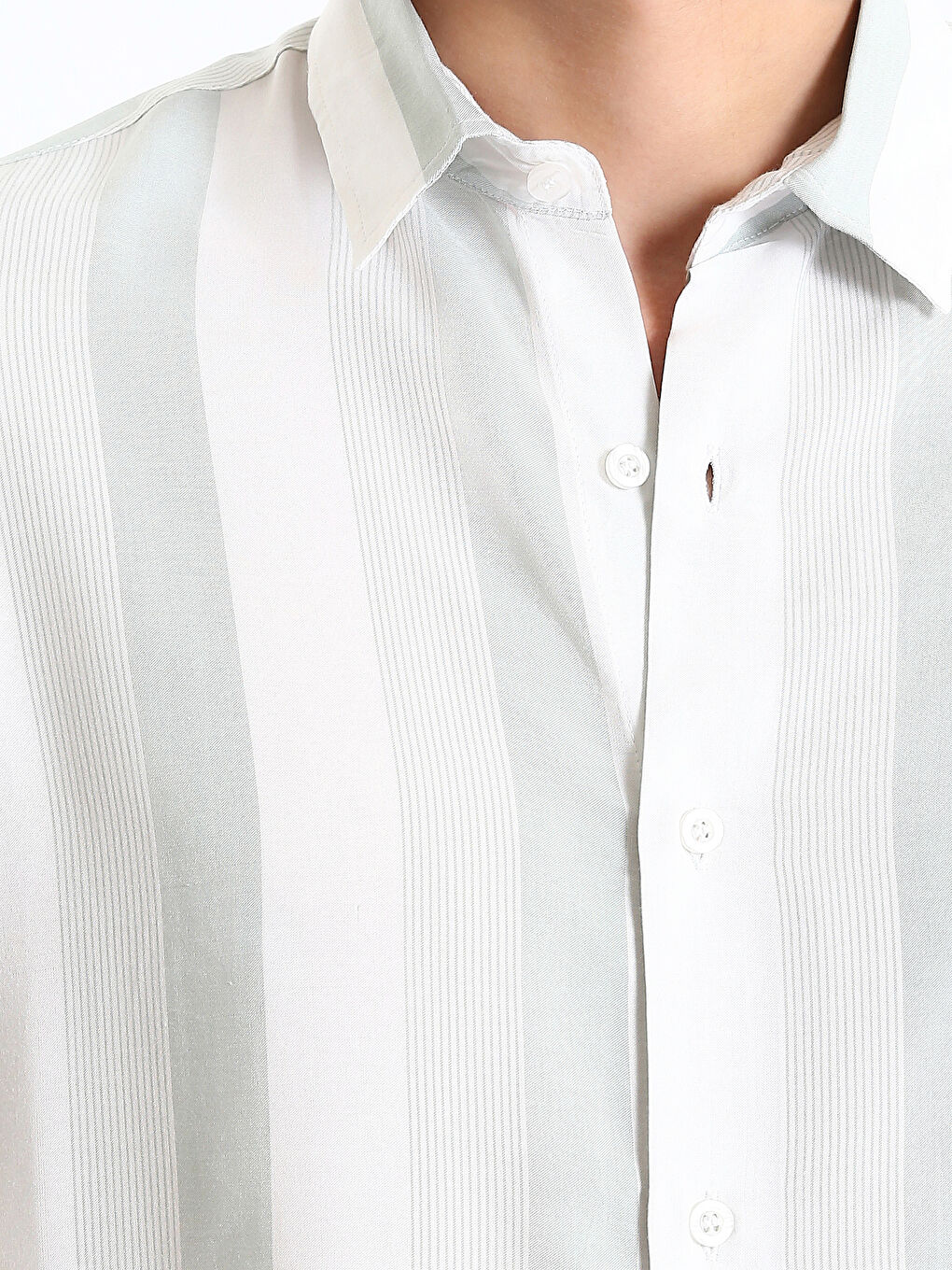 Relaxed Fit Short Sleeve Striped Men's Shirt-2