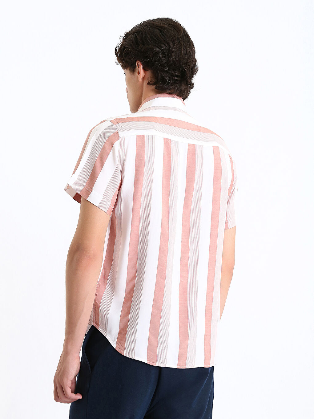 Relaxed Fit Short Sleeve Striped Men's Shirt-4