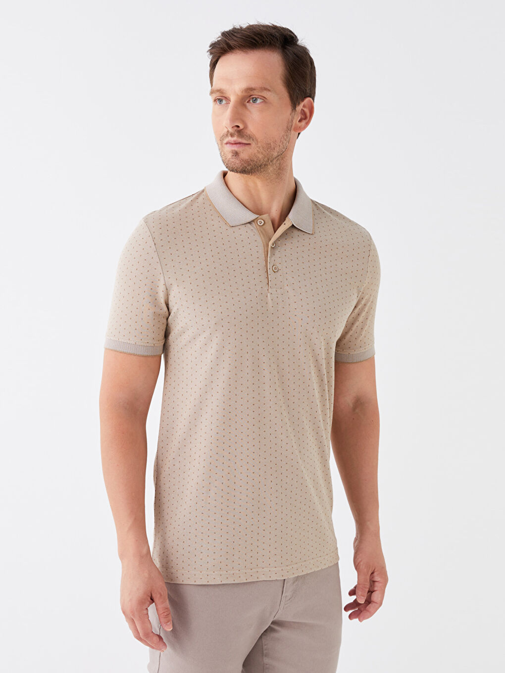 Bej Polo Yaka Kısa Kollu Desenli Erkek Tişört