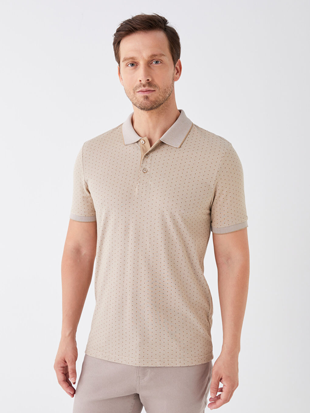 Bej Polo Yaka Kısa Kollu Desenli Erkek Tişört-1