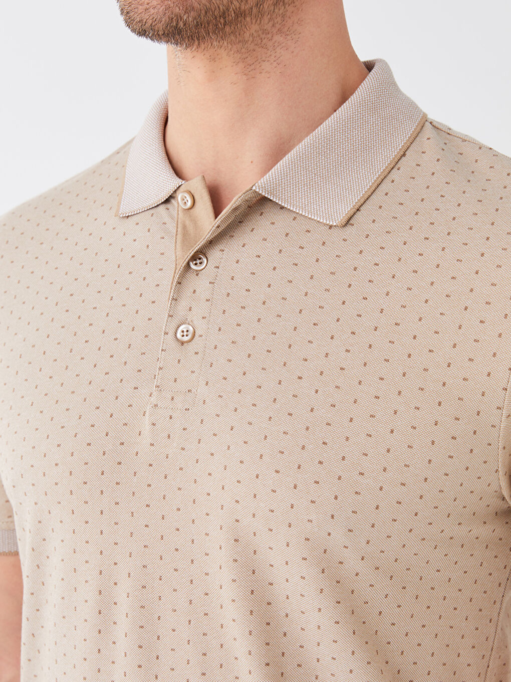 Bej Polo Yaka Kısa Kollu Desenli Erkek Tişört-3