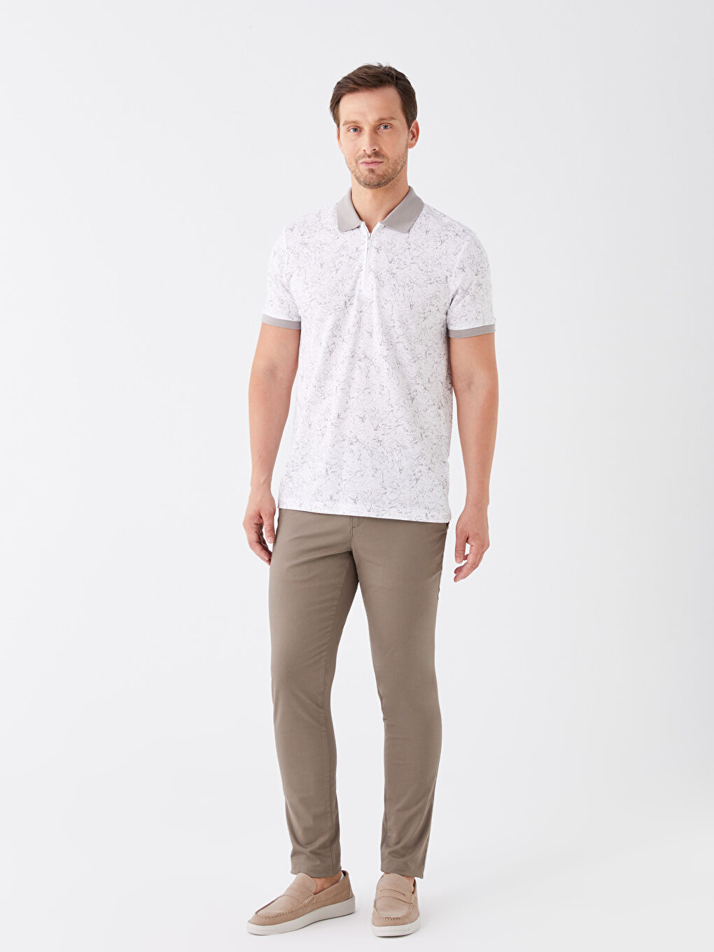 Beyaz Polo Yaka Kısa Kollu Desenli Erkek Tişört-2