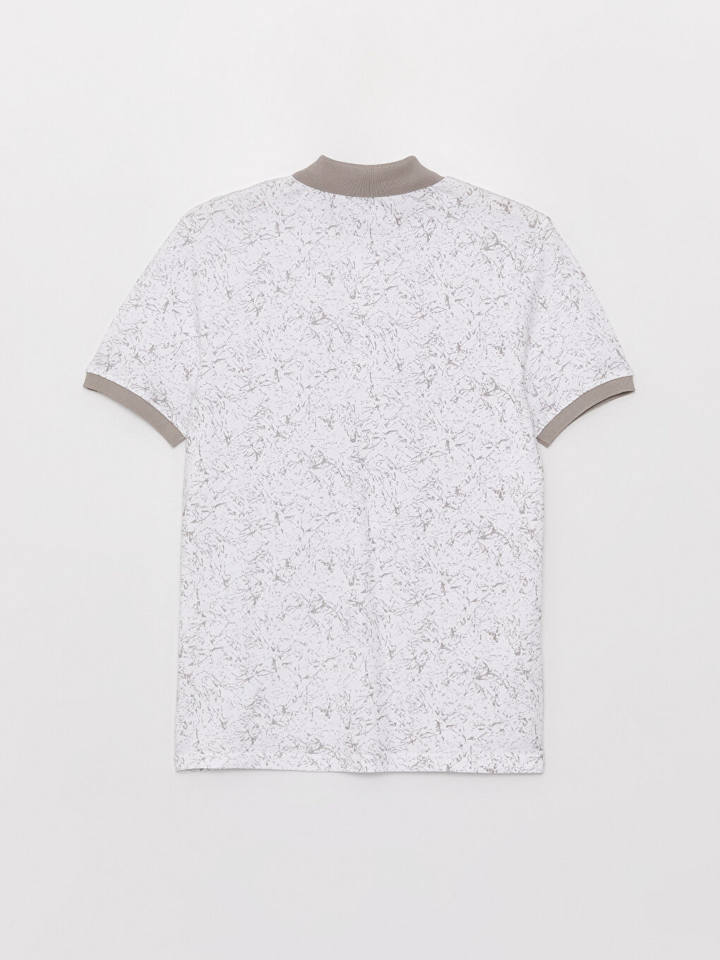 Beyaz Polo Yaka Kısa Kollu Desenli Erkek Tişört-6