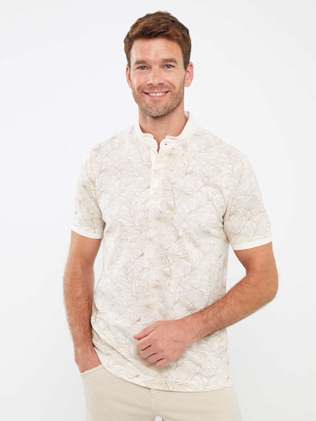 Ekru Hakim Yaka Kısa Kollu Desenli Erkek Tişört