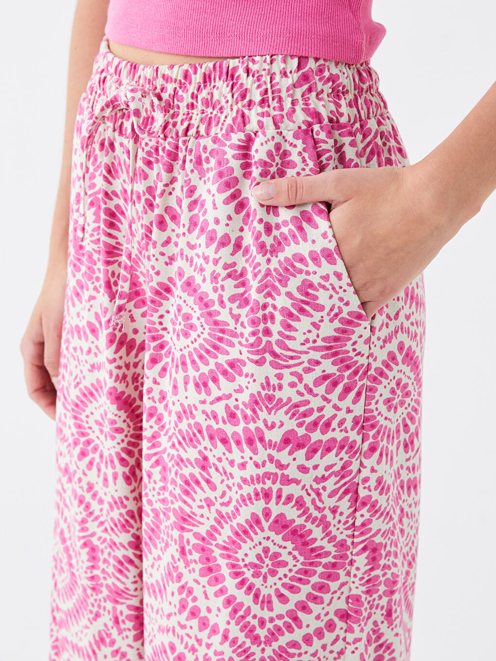 بنطلون نسائي بخصر مرن واسع منقوش للسيدات-4