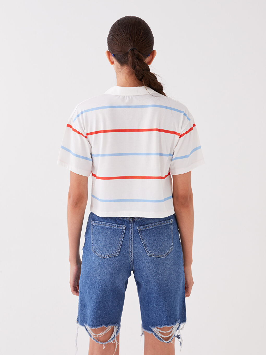 Beyaz Polo Yaka Kadın Tişört-4