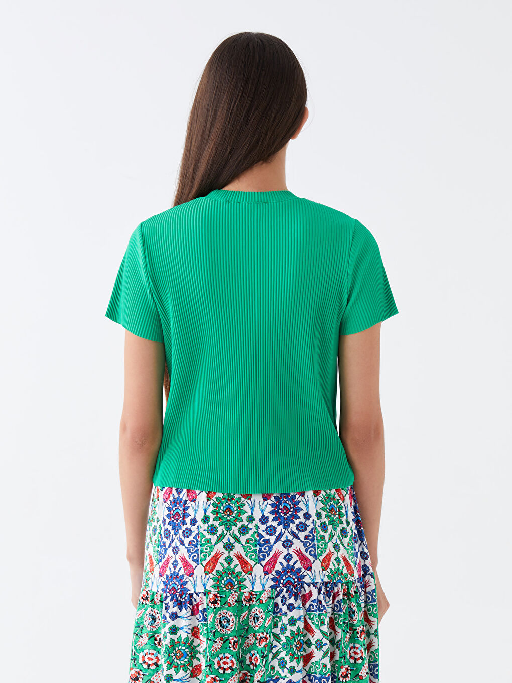 Yeşil Bisiklet Yaka Kadın Tişört-4