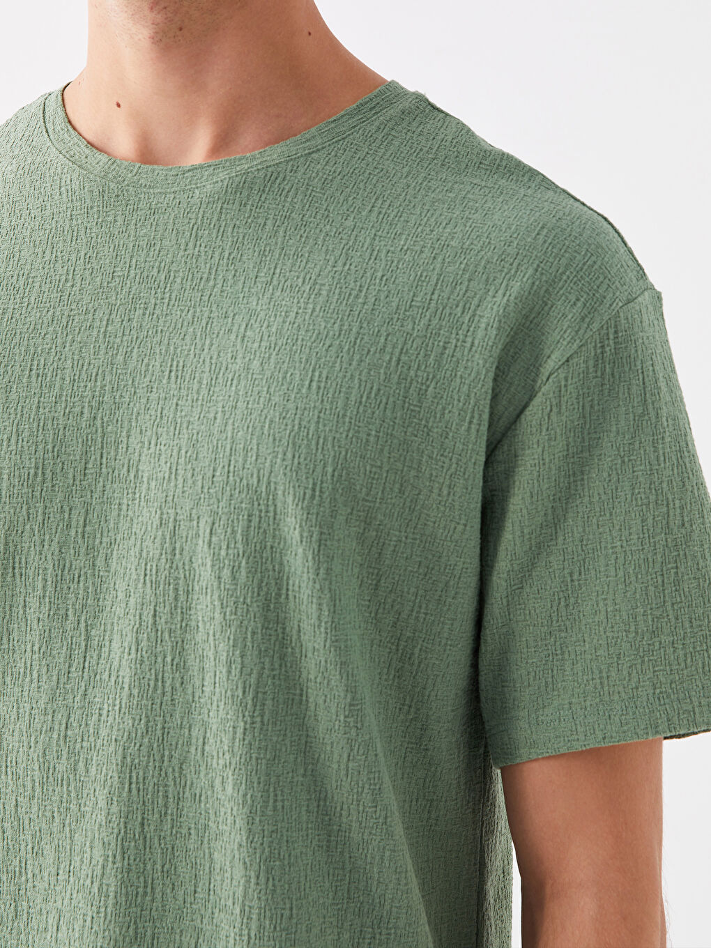 Yeşil Bisiklet Yaka Kısa Kollu Erkek Dokulu Tişört-3