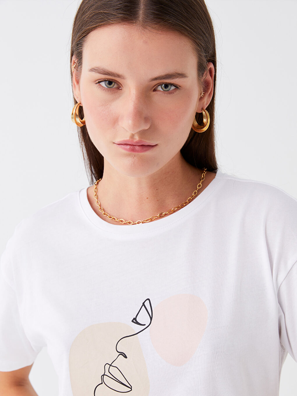 Ekru Bisiklet Yaka Baskılı Kısa Kollu Kadın Tişört-1