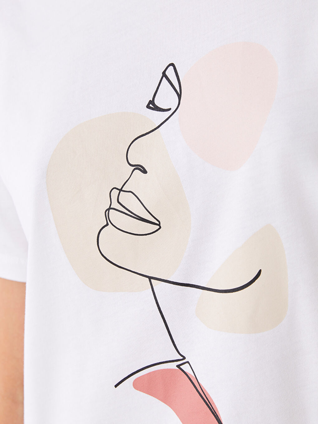 Ekru Bisiklet Yaka Baskılı Kısa Kollu Kadın Tişört-3