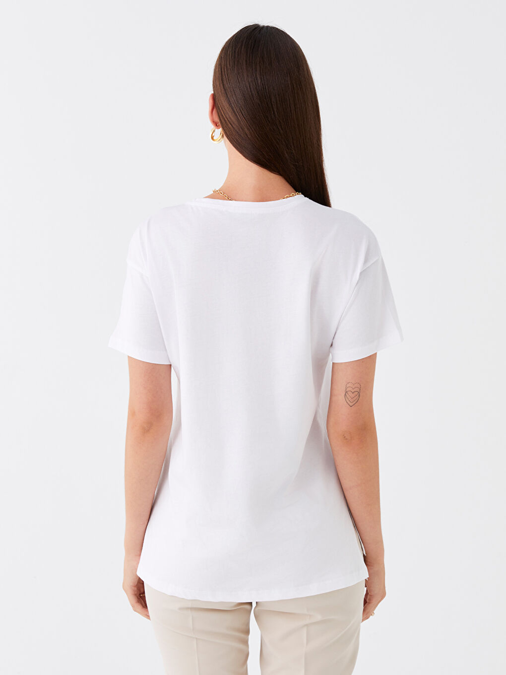 Ekru Bisiklet Yaka Baskılı Kısa Kollu Kadın Tişört-4