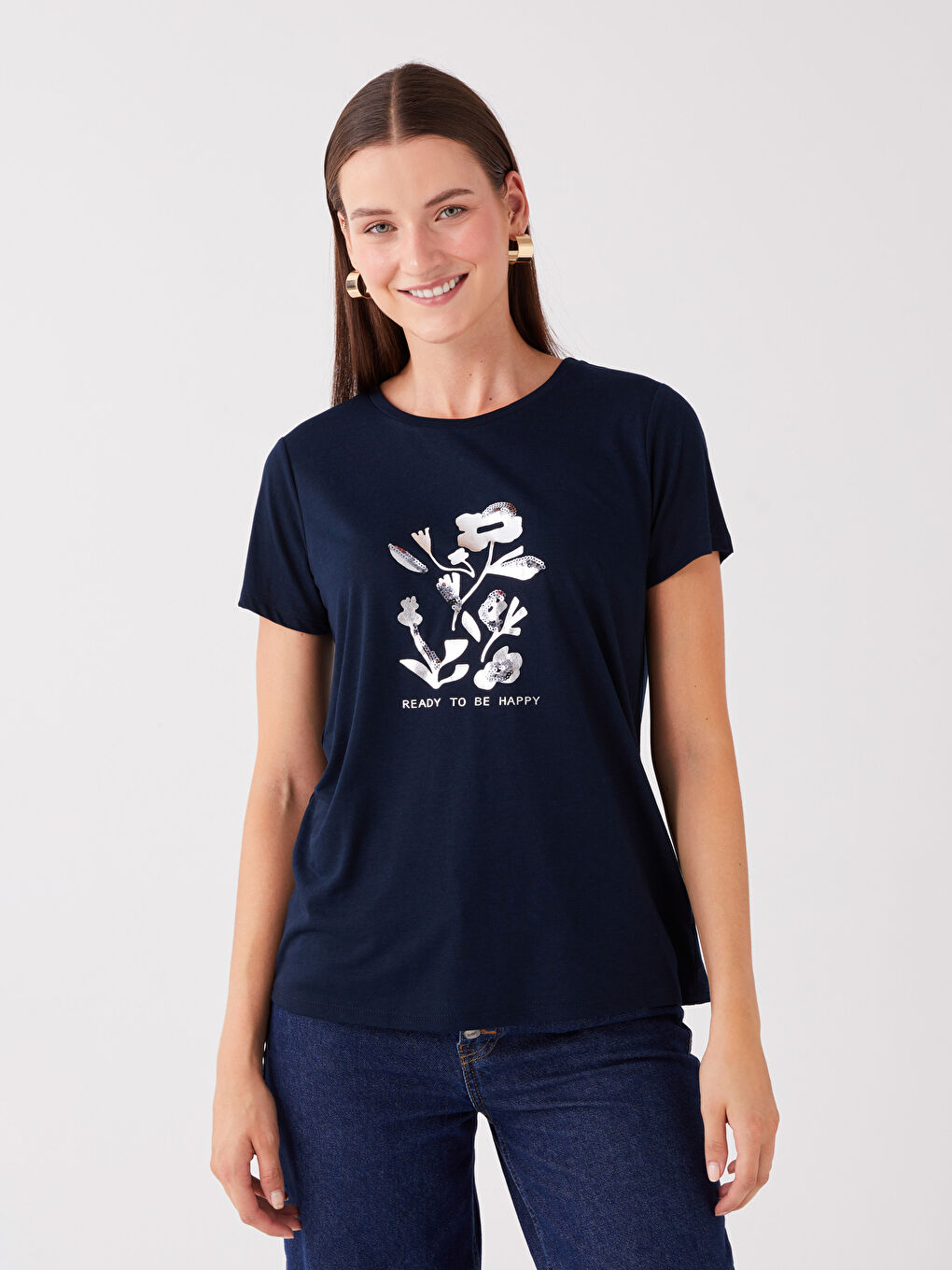 მრგვალი საყელო ნაბეჭდი მოკლე სახელო ქალებისთვის მაისური