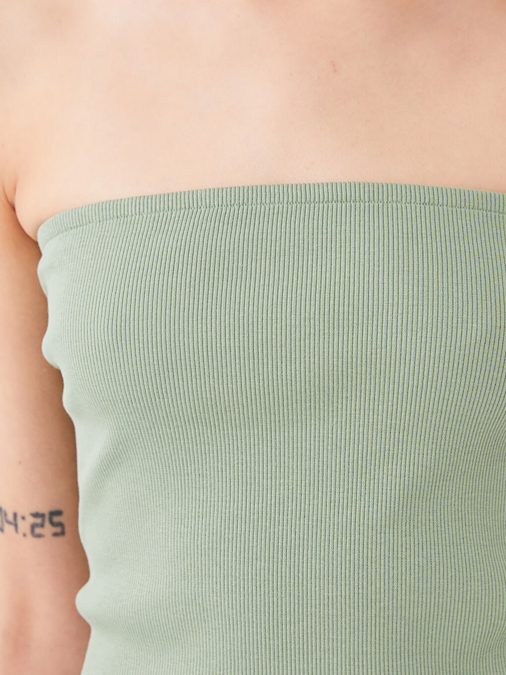 Yeşil Straplez Düz Crop Kadın Bluz-3