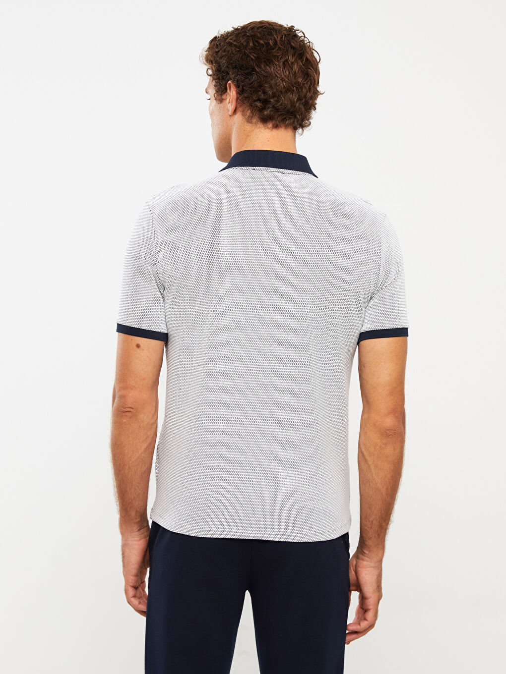 Beyaz Polo Yaka Kısa Kollu Erkek Tişört-4