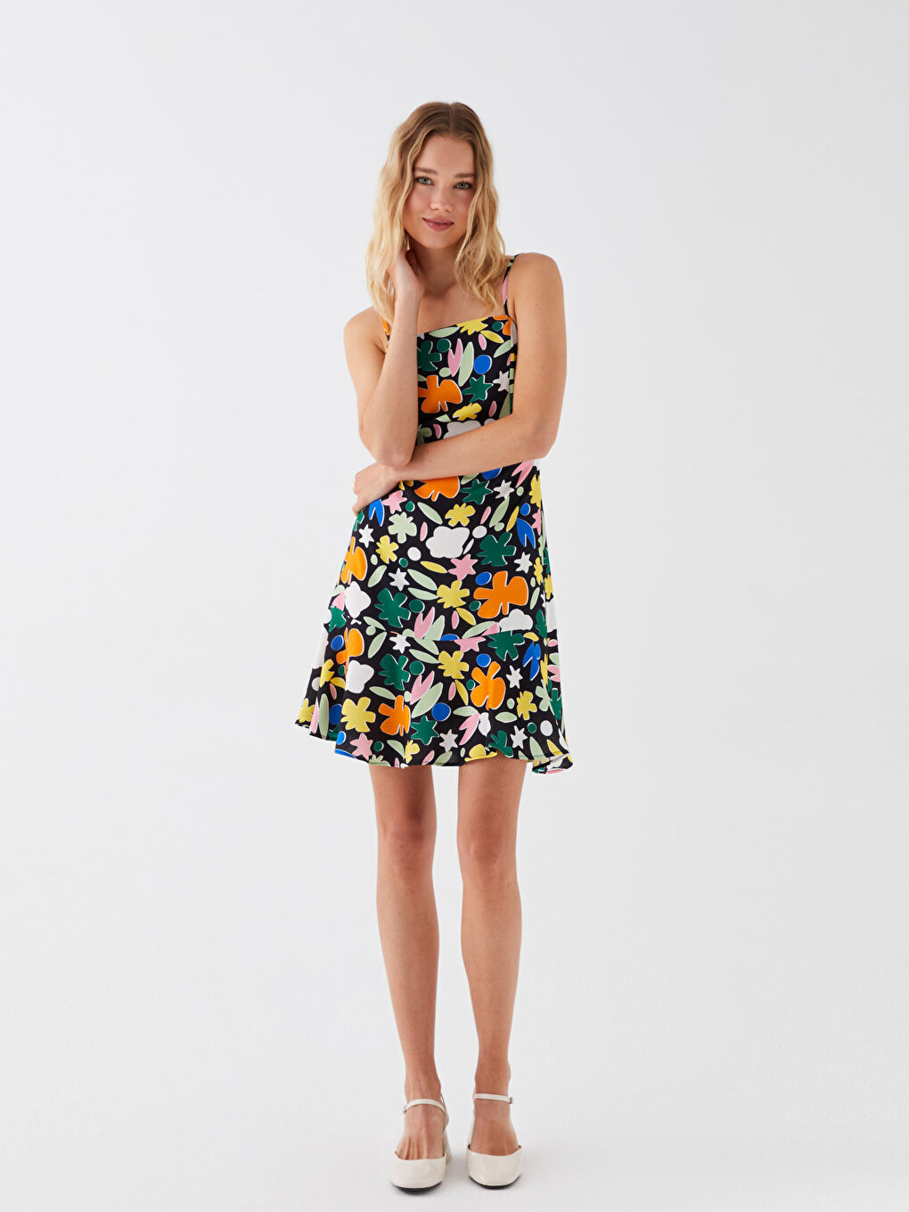 Siyah Desenli Kadın Elbise-1