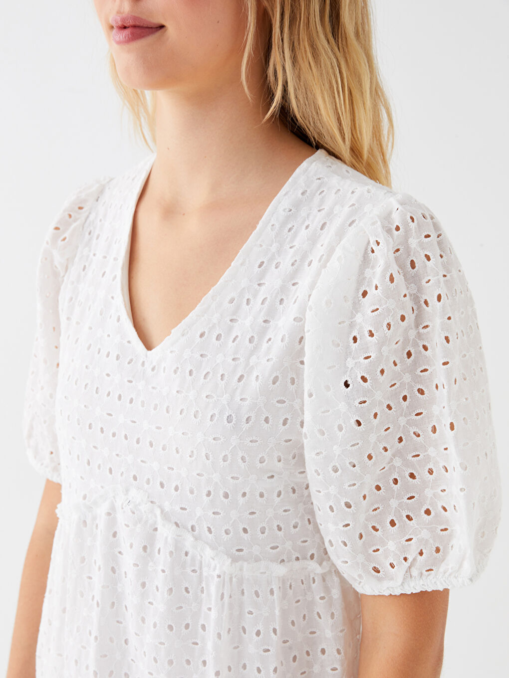 Ekru V Yaka Kadın Elbise-3