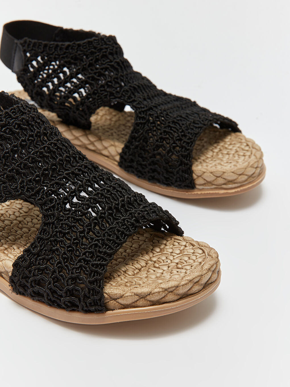 Siyah Hasır Tabanlı Kadın Sandalet-2