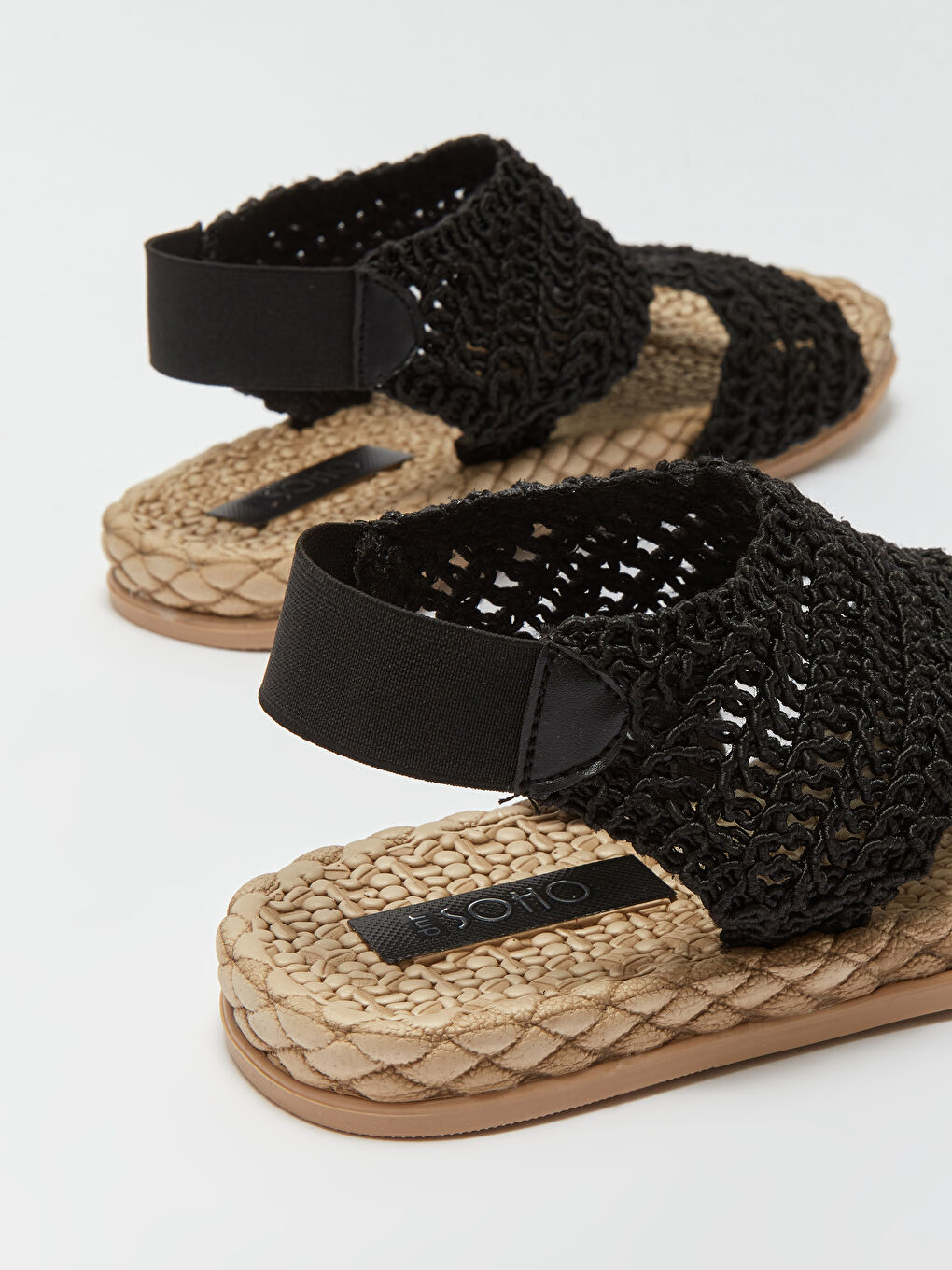 Siyah Hasır Tabanlı Kadın Sandalet-4