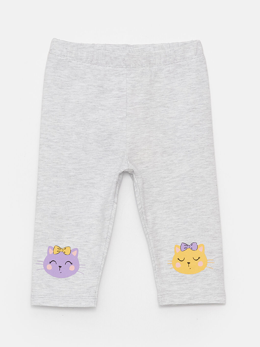 Girls 3/4 Leggings with Embroidered Logo Girls 3/4 Leggings with Embroidered Logo