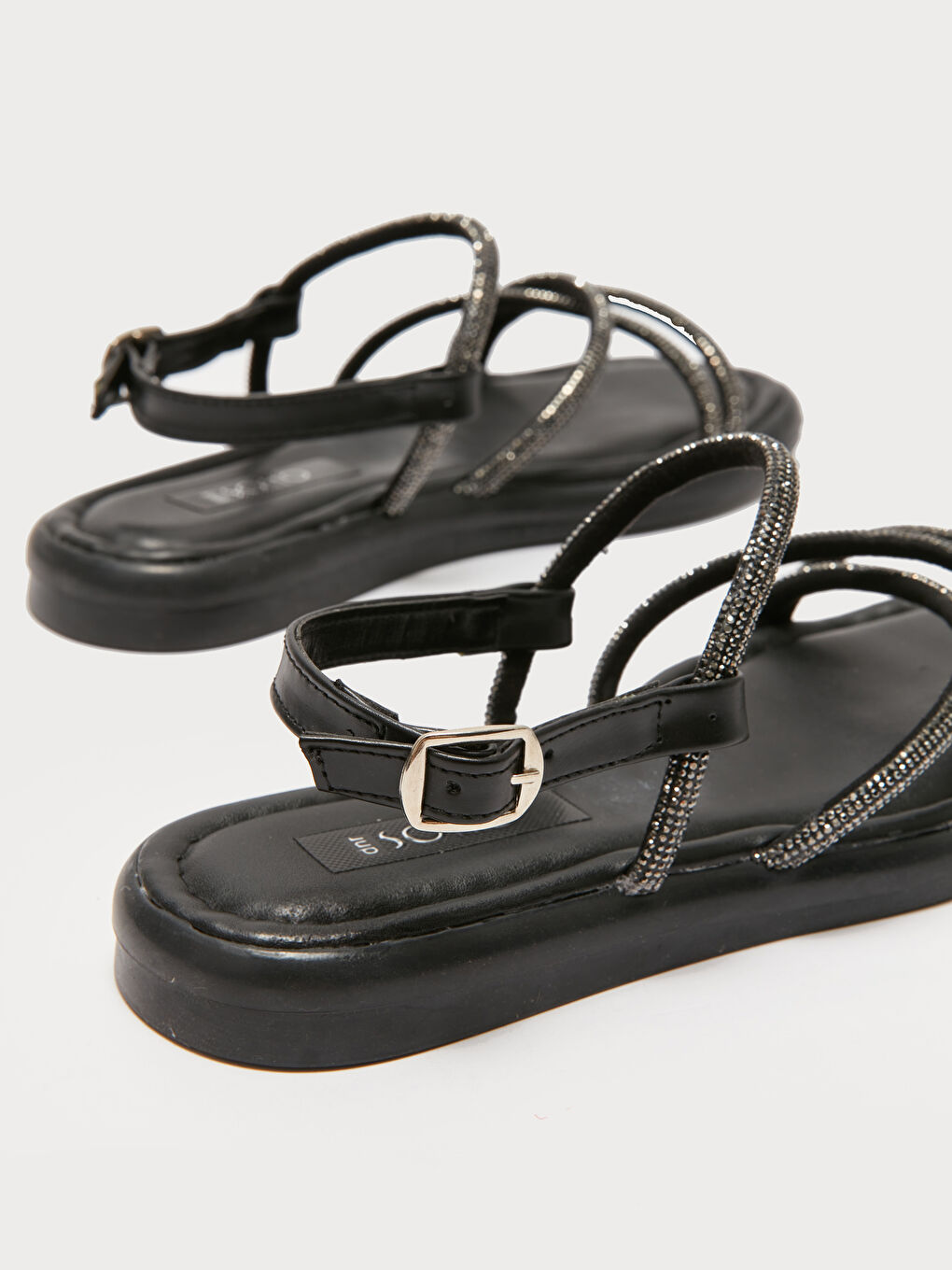 Siyah Taşlı Kadın Sandalet-4