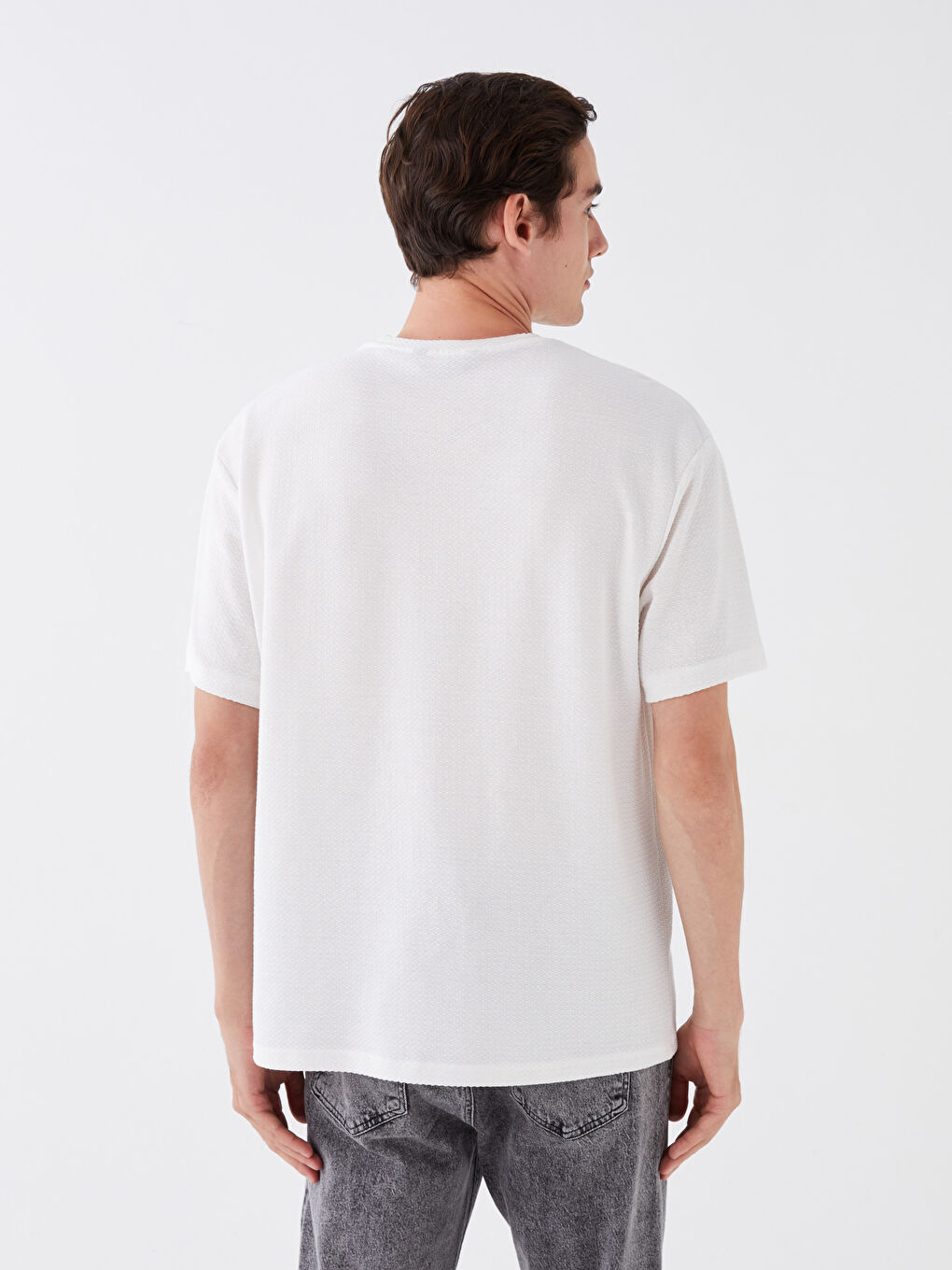 Ekru Bisiklet Yaka Kısa Kollu Erkek Tişört-4