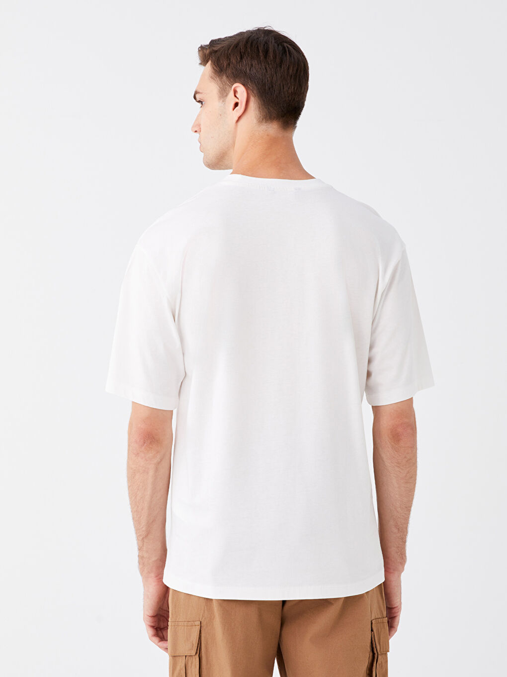 Ekru Bisiklet Yaka Kısa Kollu Baskılı Penye Erkek Tişört-4