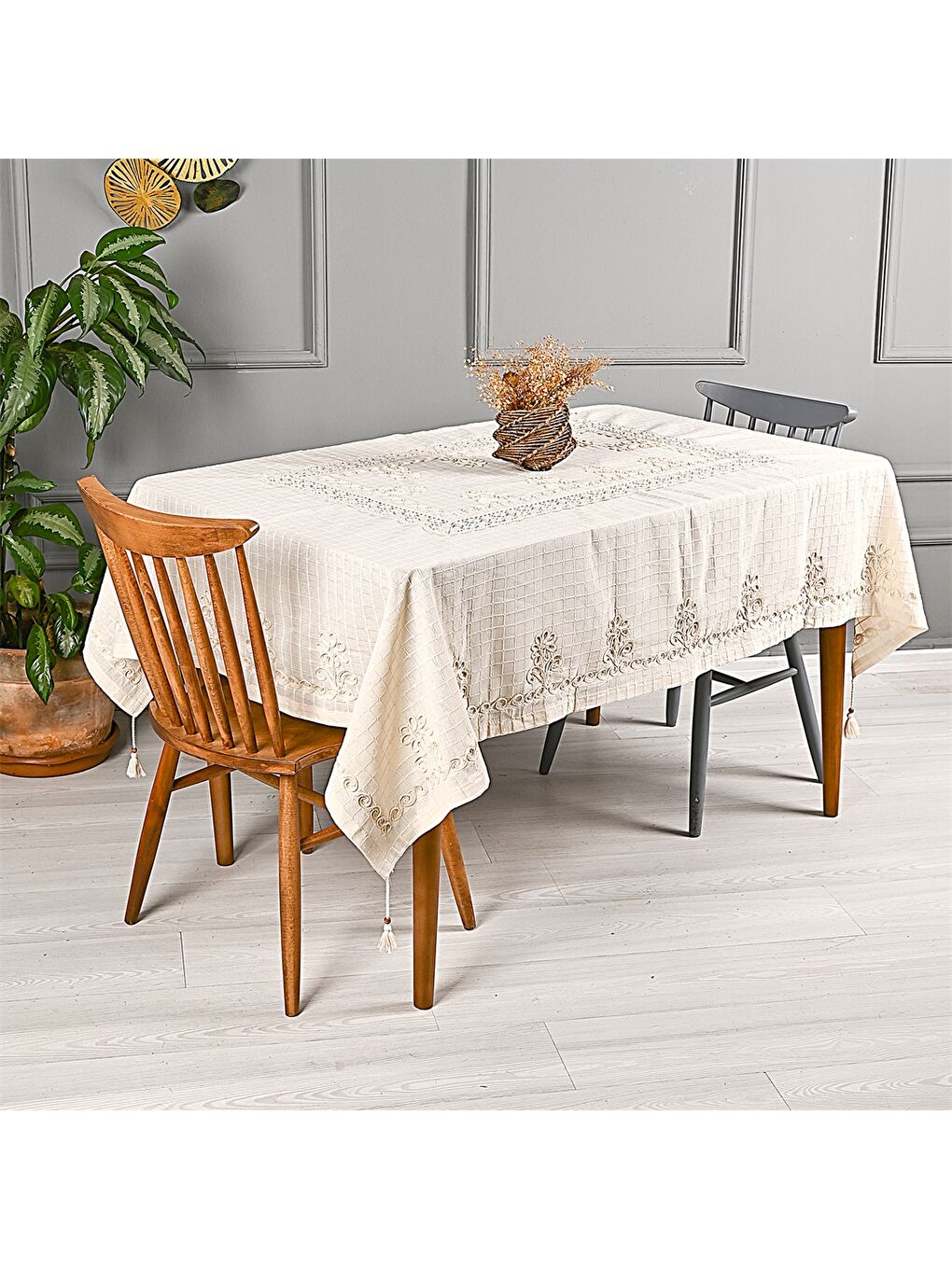 Ekru Desenli Masa Örtüsü 160x220 cm