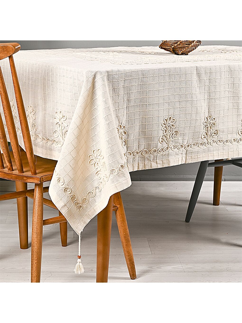 Ekru Desenli Masa Örtüsü 160x220 cm-2
