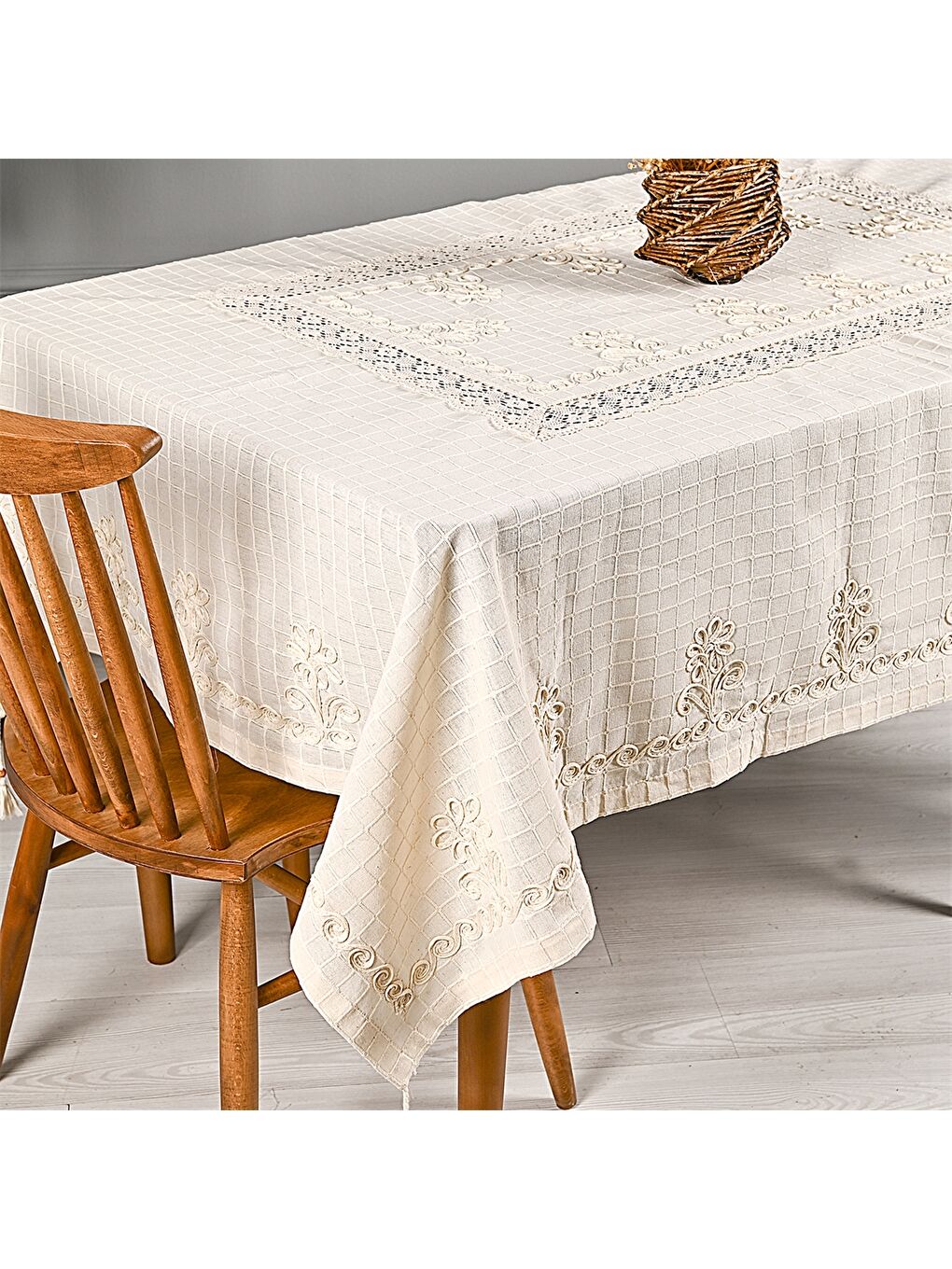 Ekru Desenli Masa Örtüsü 160x220 cm-3