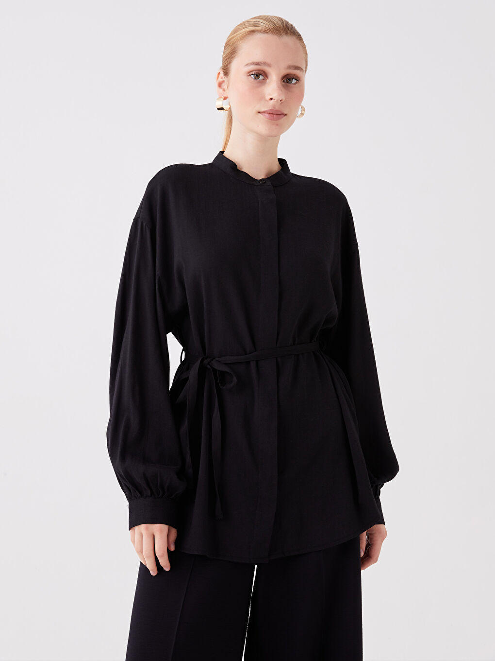 Siyah Hakim Yaka Düz Uzun Kollu Oversize Kadın Tunik-1