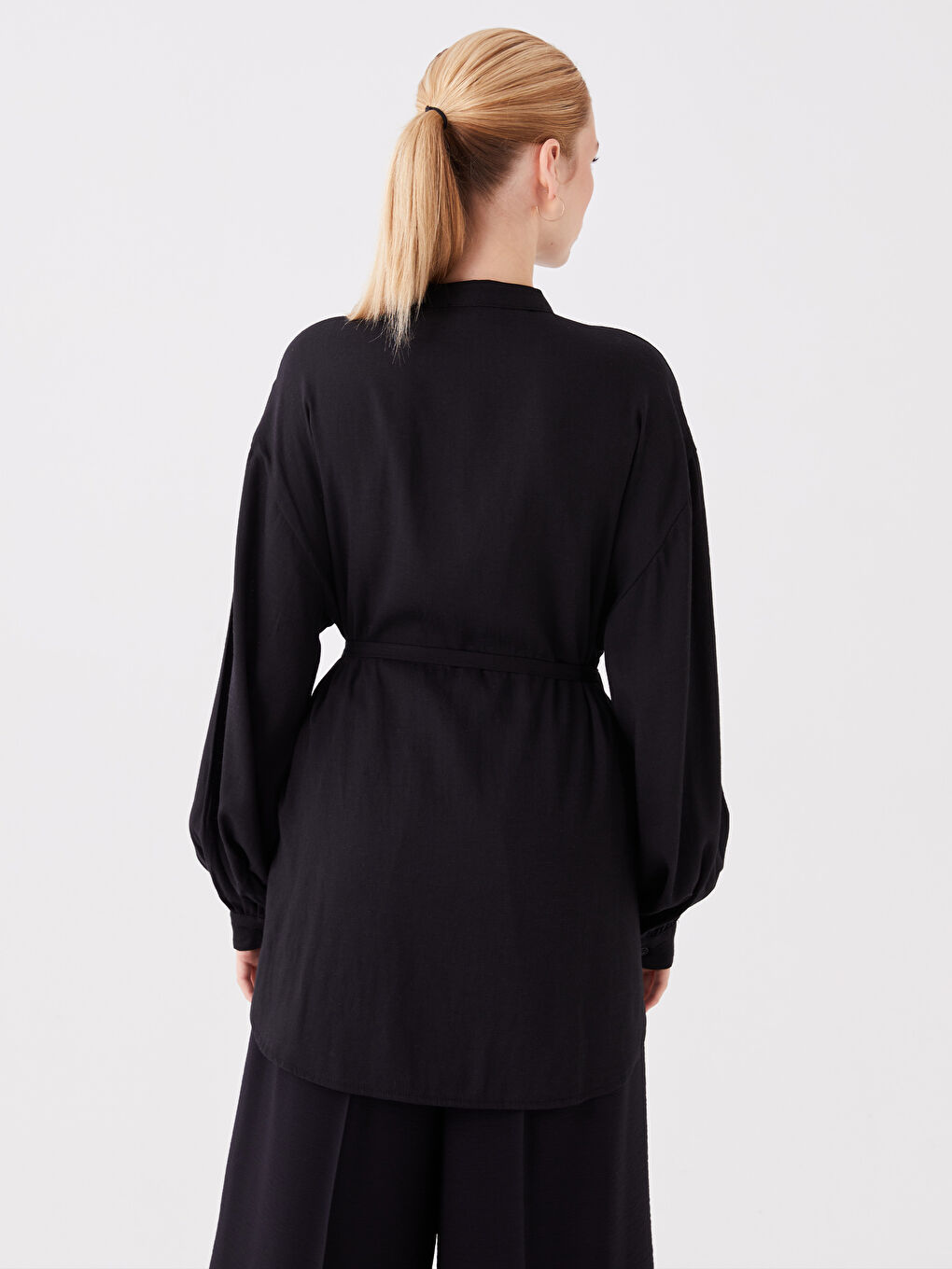 Siyah Hakim Yaka Düz Uzun Kollu Oversize Kadın Tunik-4