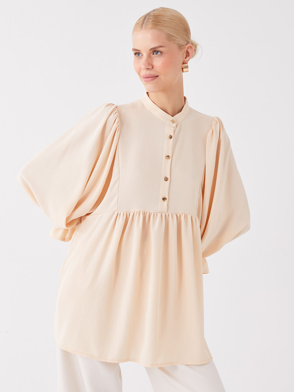 Bej Hakim Yaka Düz Uzun Kollu Oversize Kadın Tunik