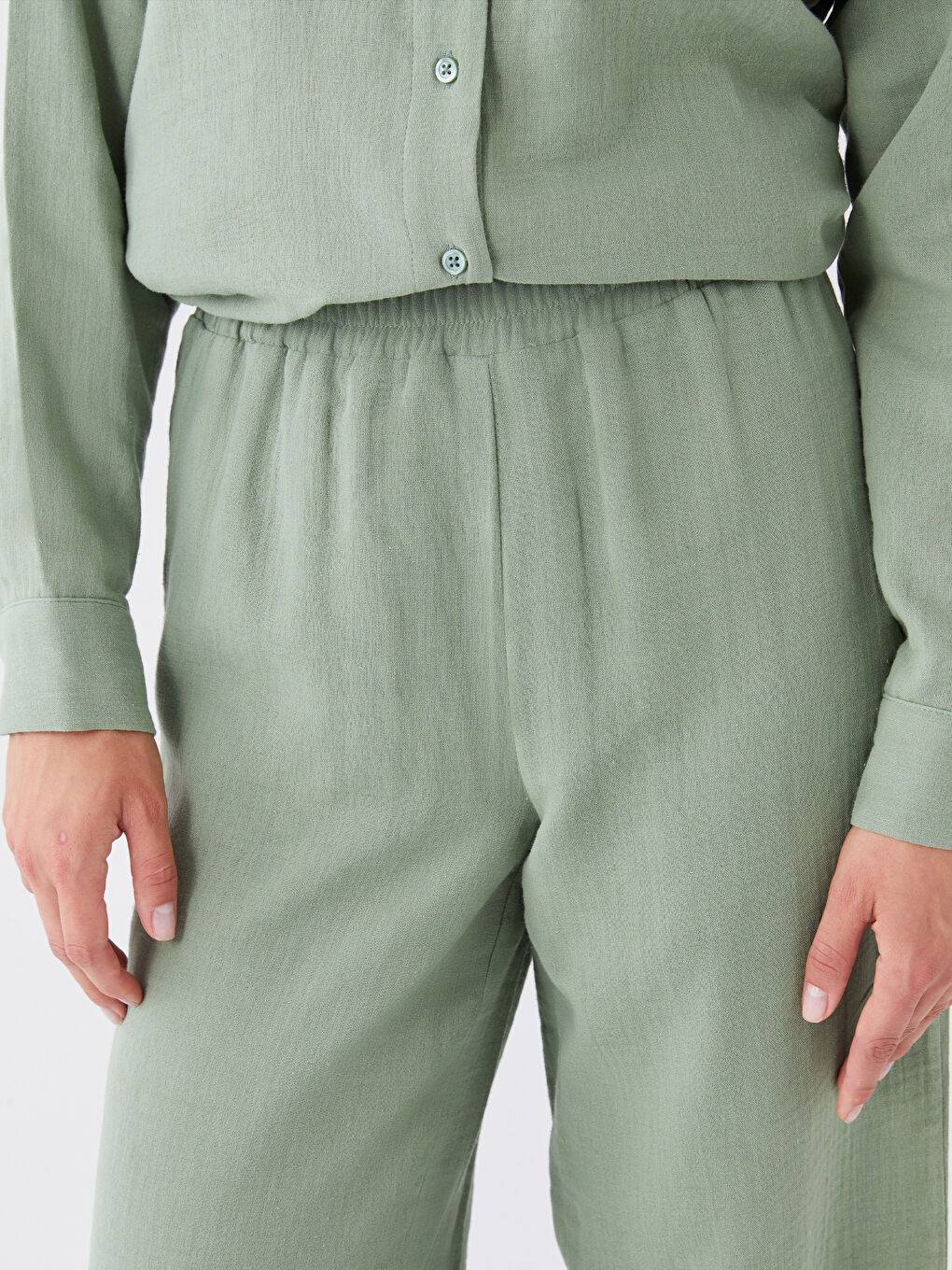 Yeşil Beli Lastikli Rahat Kalıp Kadın Pantolon-5