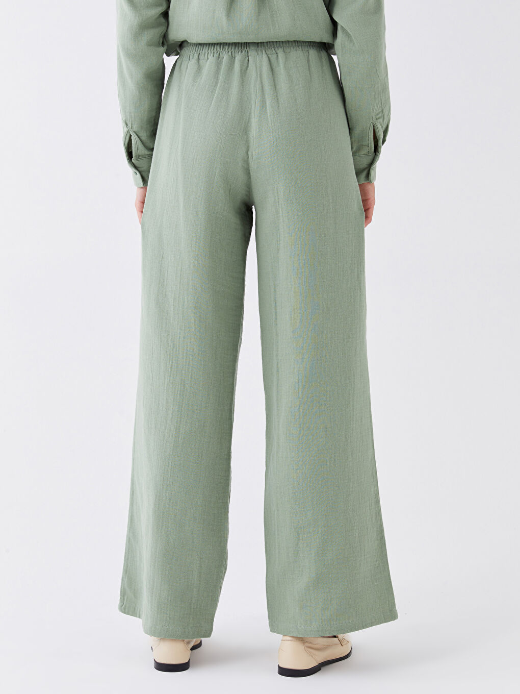 Yeşil Beli Lastikli Rahat Kalıp Kadın Pantolon-8