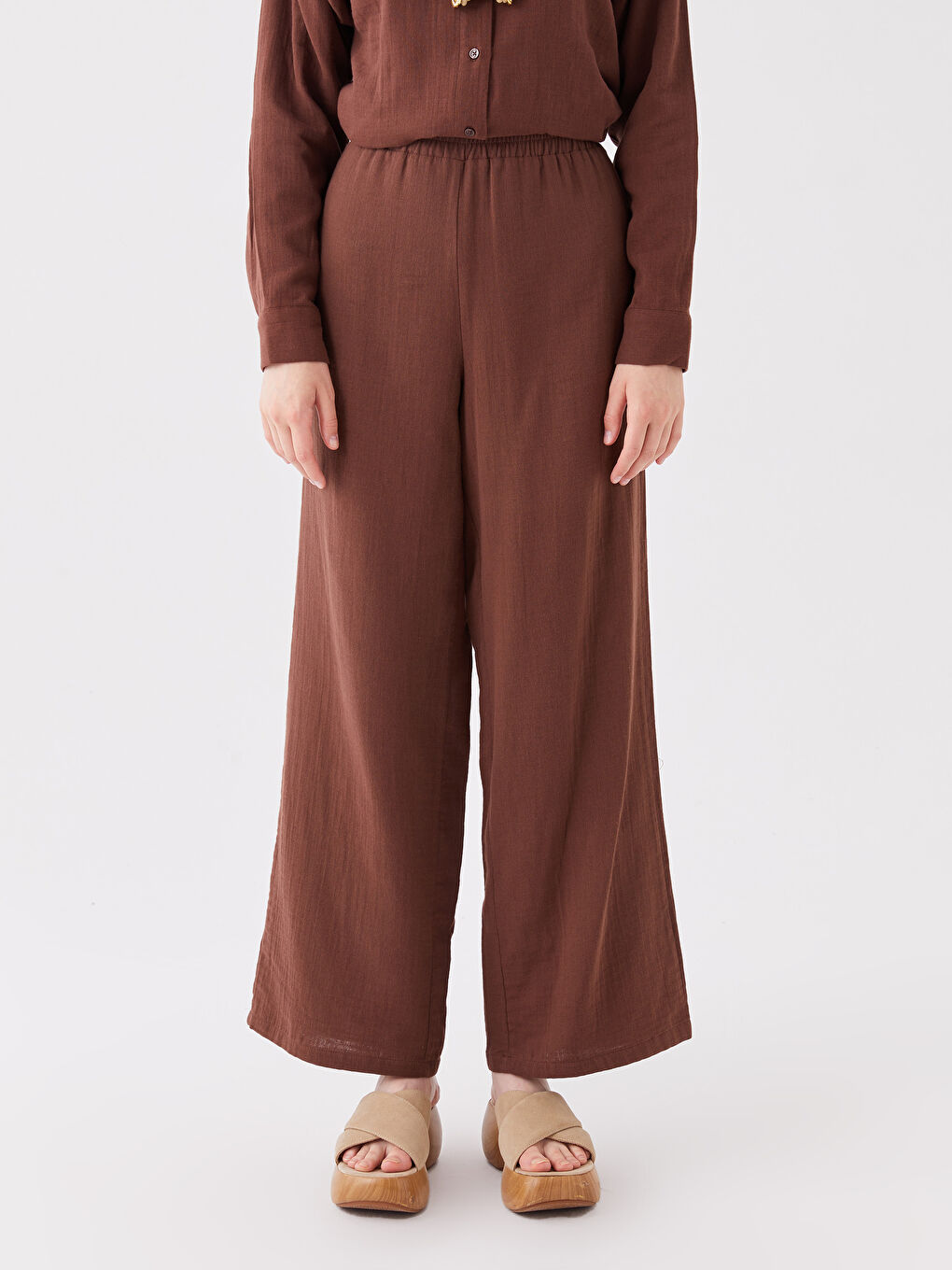 Kahverengi Beli Lastikli Rahat Kalıp Kadın Pantolon-3