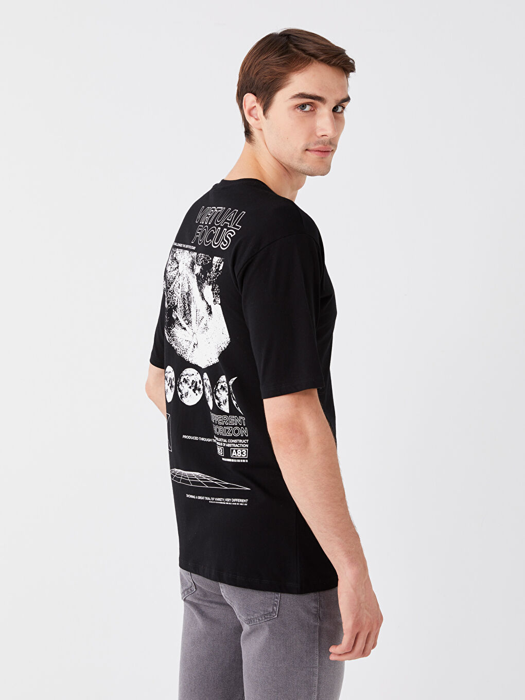 Siyah Bisiklet Yaka Kısa Kollu Baskılı Penye Erkek Tişört