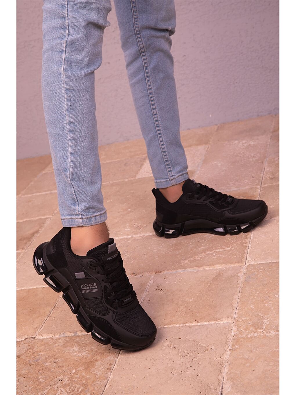 Siyah Baskılı Bağcıklı Erkek Aktif Spor Ayakkabı