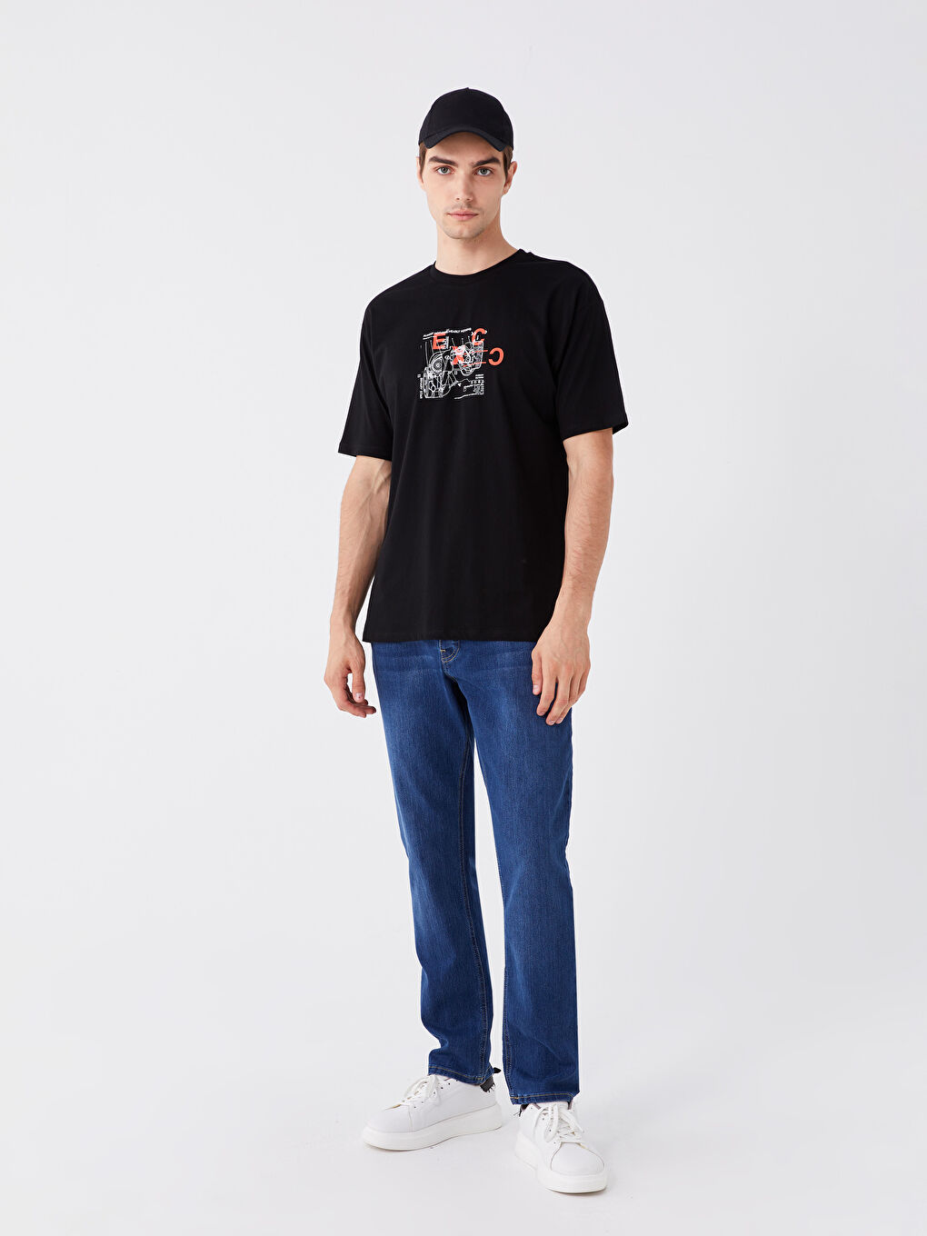 Siyah Bisiklet Yaka Kısa Kollu Baskılı Penye Erkek Tişört-2